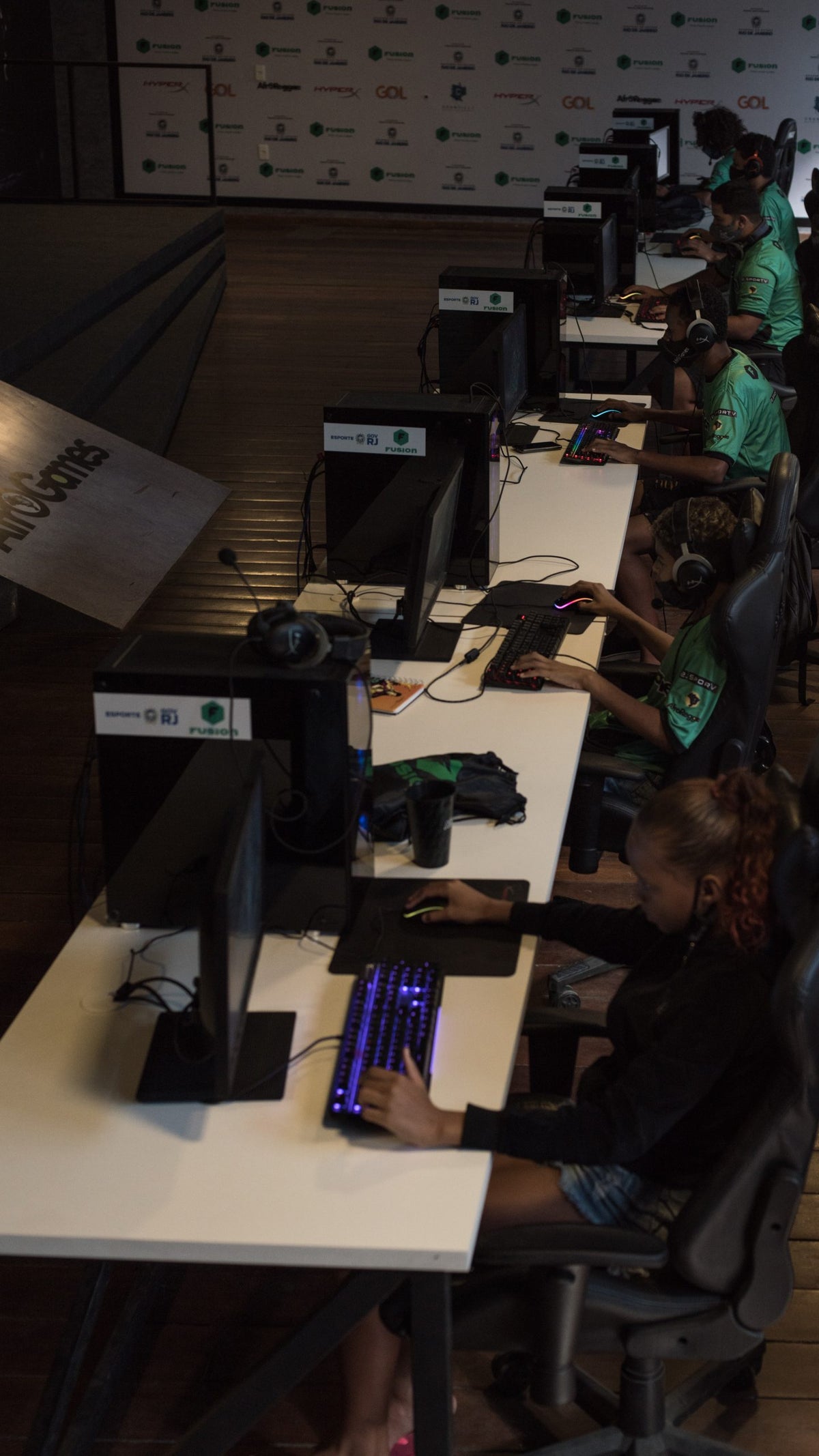 An esports revolution is sweeping through Brazil’s favelas - Rest of World