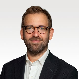 Headshot of Gordon Saft